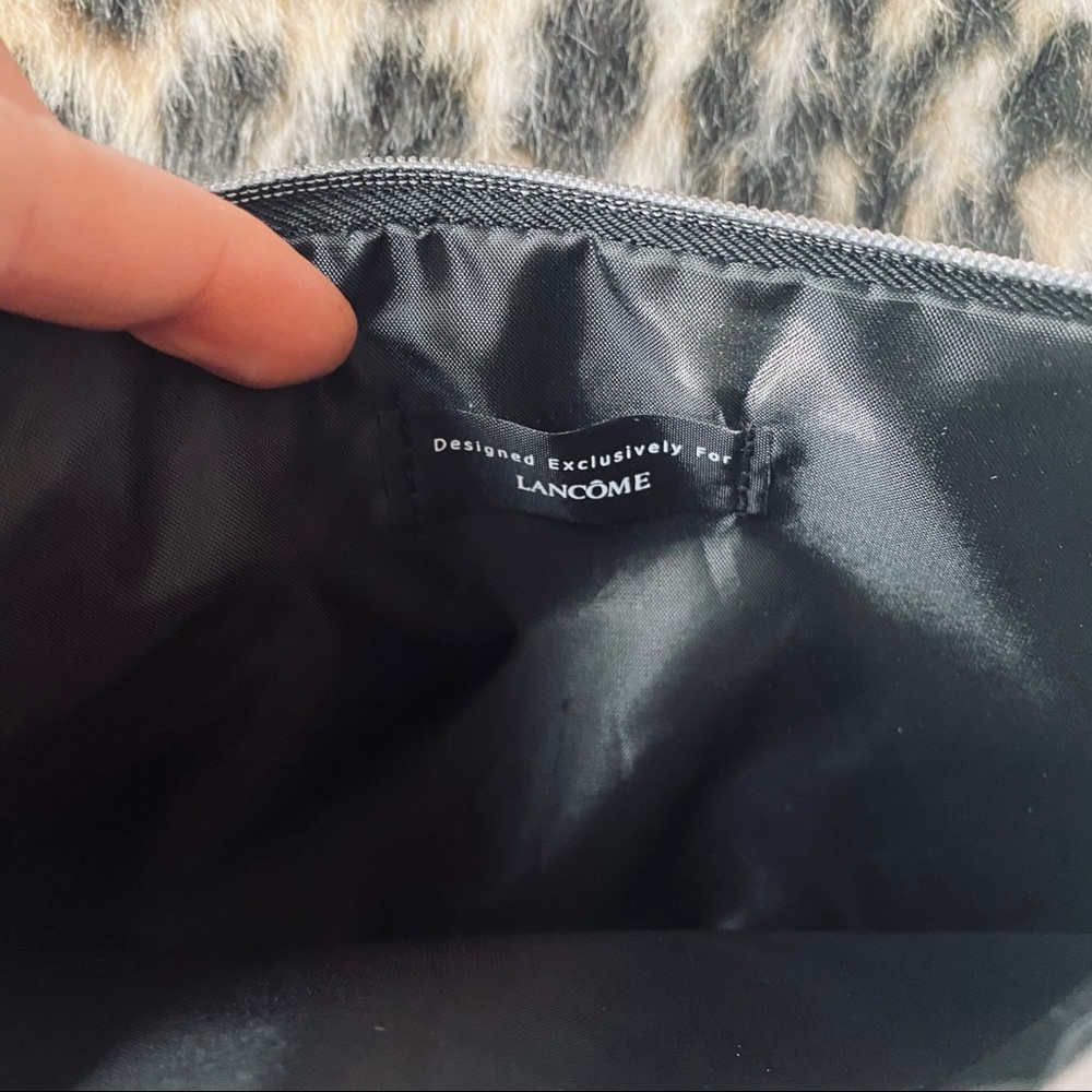 Lancôme metallic make up bag - Picture 5 of 6